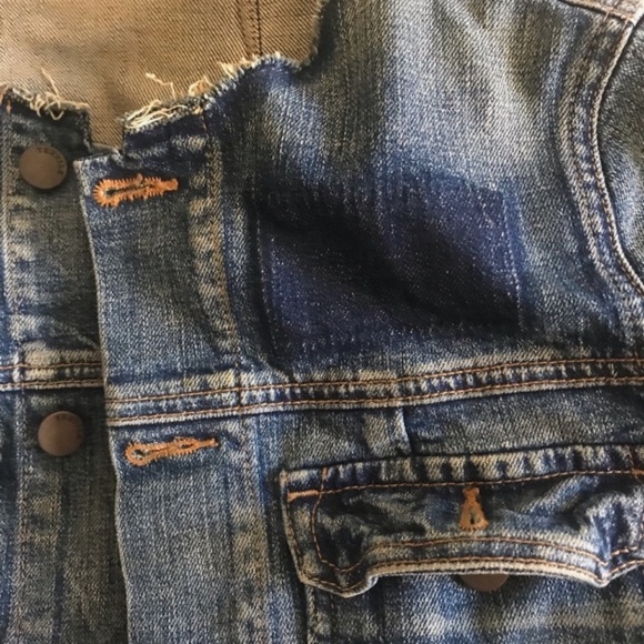 Textile by Elizabeth and James denim jacket - Picture 2 of 7